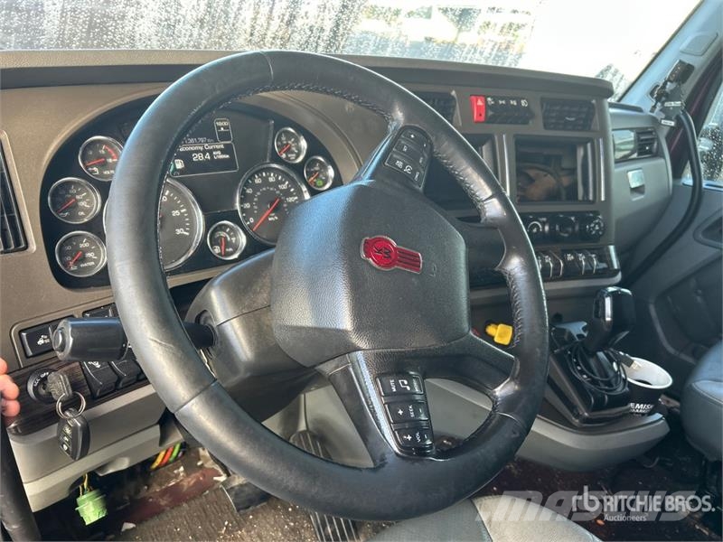 Kenworth T880 Ciągniki siodłowe