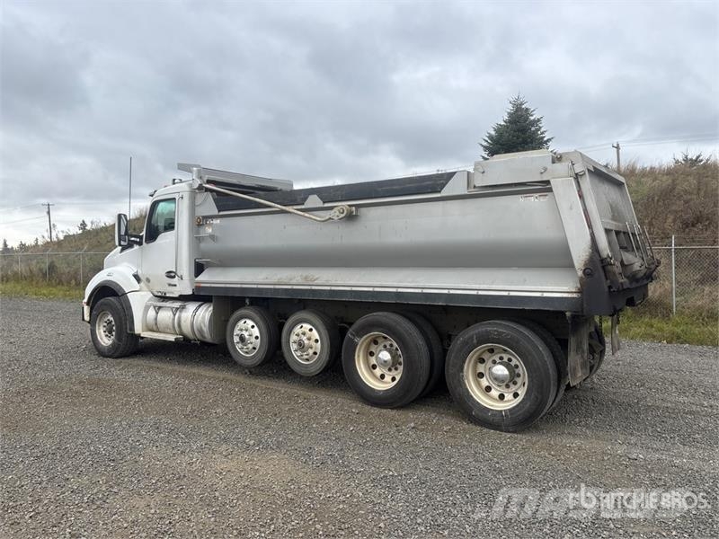 Kenworth T880 10x4 Quad/A Dump Truck Tipper trucks