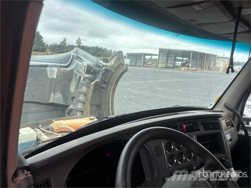 Kenworth T880 10x4 Quad/A Dump Truck Tipper trucks