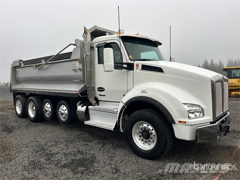 Kenworth T880 10x4 Quad/A Dump Truck Sklápěče