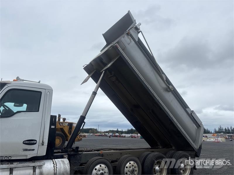 Kenworth T880 10x4 Quad/A Dump Truck Tipper trucks