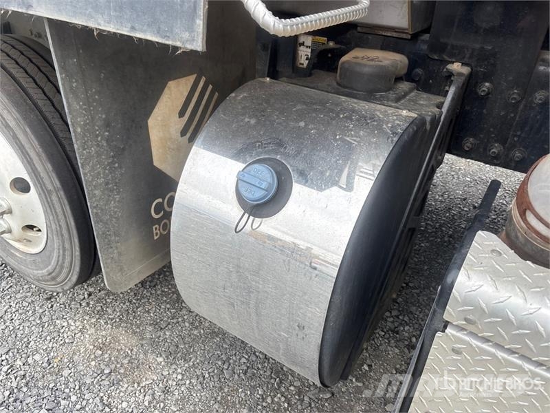 Kenworth T880 10x4 Quad/A Dump Truck Tipper trucks