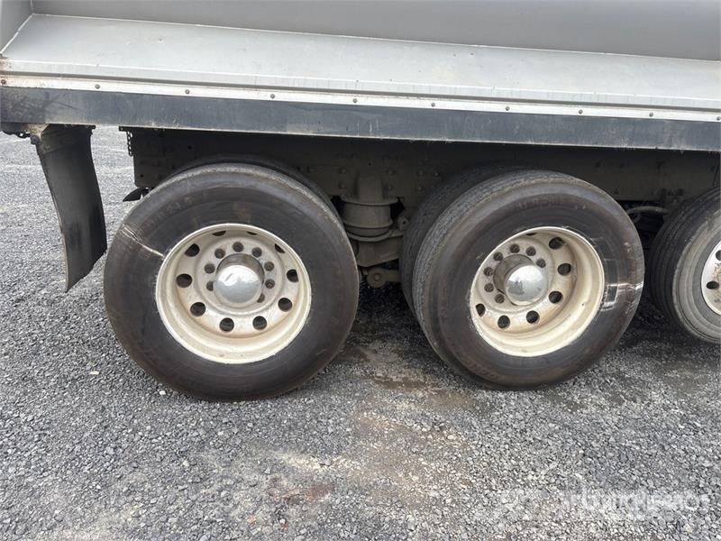 Kenworth T880 10x4 Quad/A Dump Truck Tipper trucks