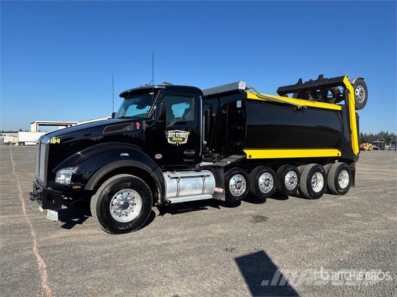 Kenworth T880 14x4 Super 18 Five Axle Dump Truck Kipper