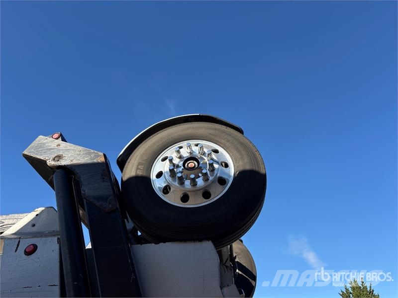 Kenworth T880 14x4 Super 18 Five Axle Dump Truck شاحنات قلابة