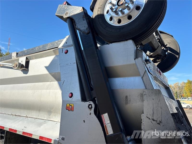 Kenworth T880 14x4 Super 18 Five Axle Dump Truck شاحنات قلابة