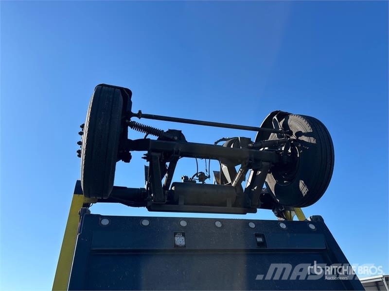 Kenworth T880 14x4 Super 18 Five Axle Dump Truck Kipper