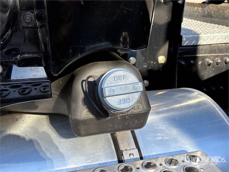 Kenworth T880 14x4 Super 18 Five Axle Dump Truck Kipper