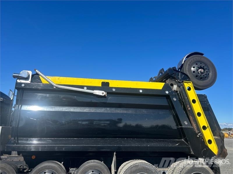 Kenworth T880 14x4 Super 18 Five Axle Dump Truck Kipper