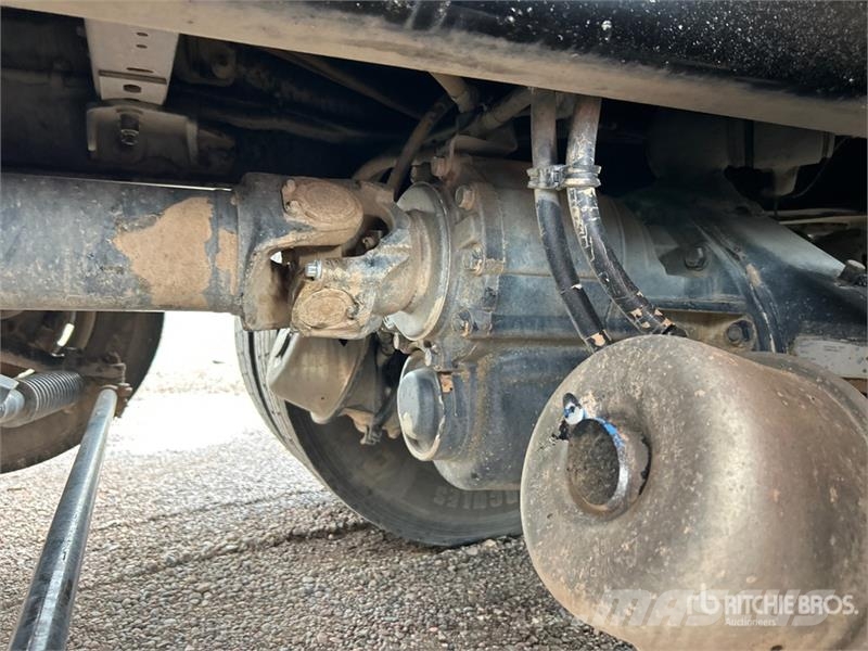 Kenworth T880 14x4 Super 18 Five Axle Dump Truck Pašizgāzējs