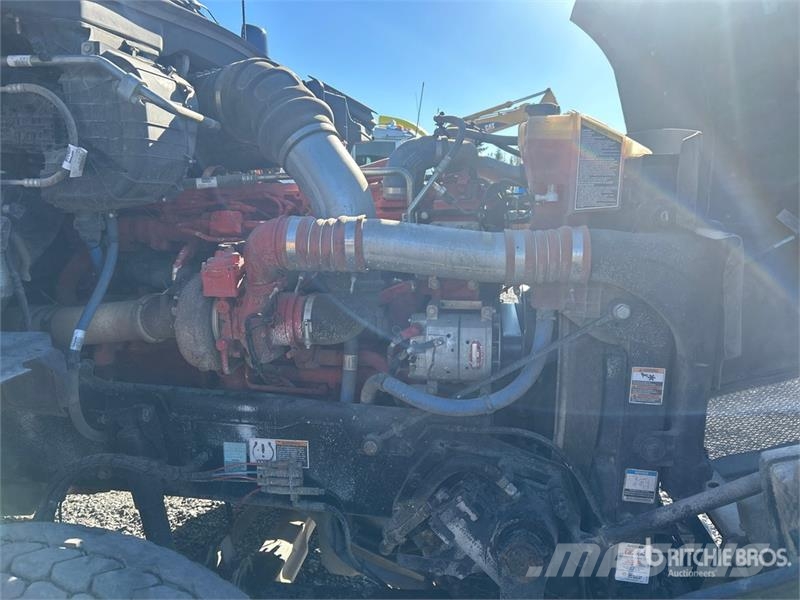 Kenworth T880 14x4 Super 18 Five Axle Dump Truck Kipper