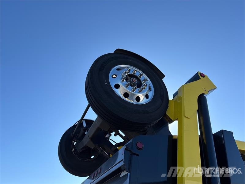 Kenworth T880 14x4 Super 18 Five Axle Dump Truck Kipper