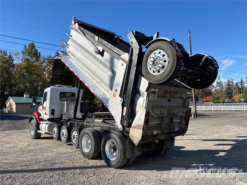 Kenworth T880 14x4 Super 18 Five Axle Dump Truck شاحنات قلابة