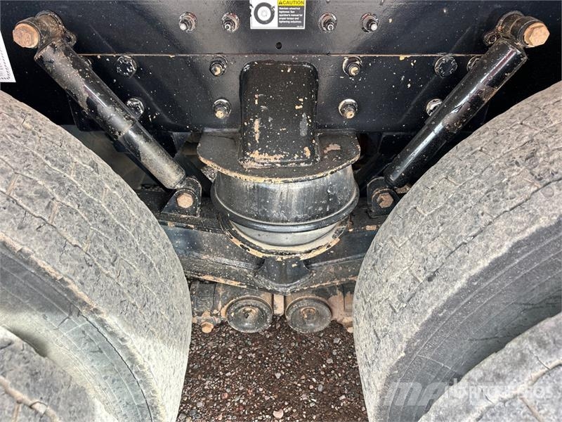 Kenworth T880 14x4 Super 18 Five Axle Dump Truck Pašizgāzējs