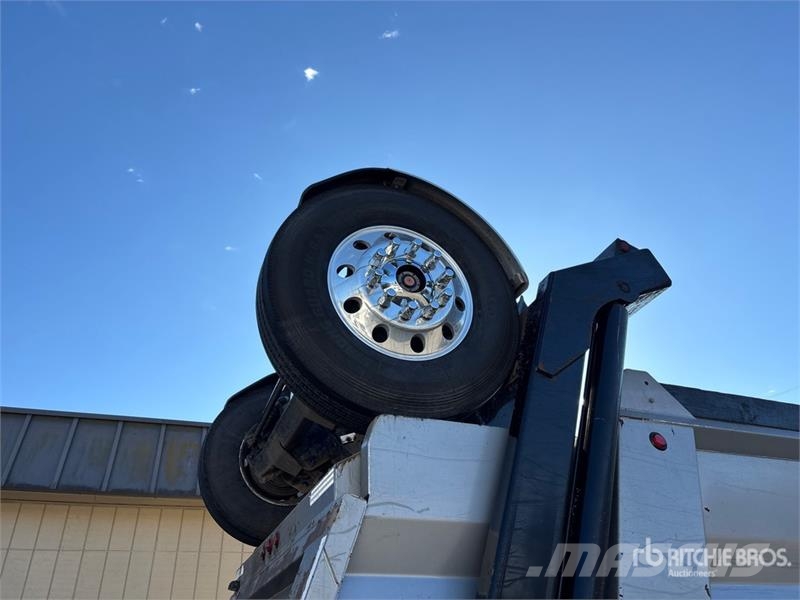Kenworth T880 14x4 Super 18 Five Axle Dump Truck شاحنات قلابة