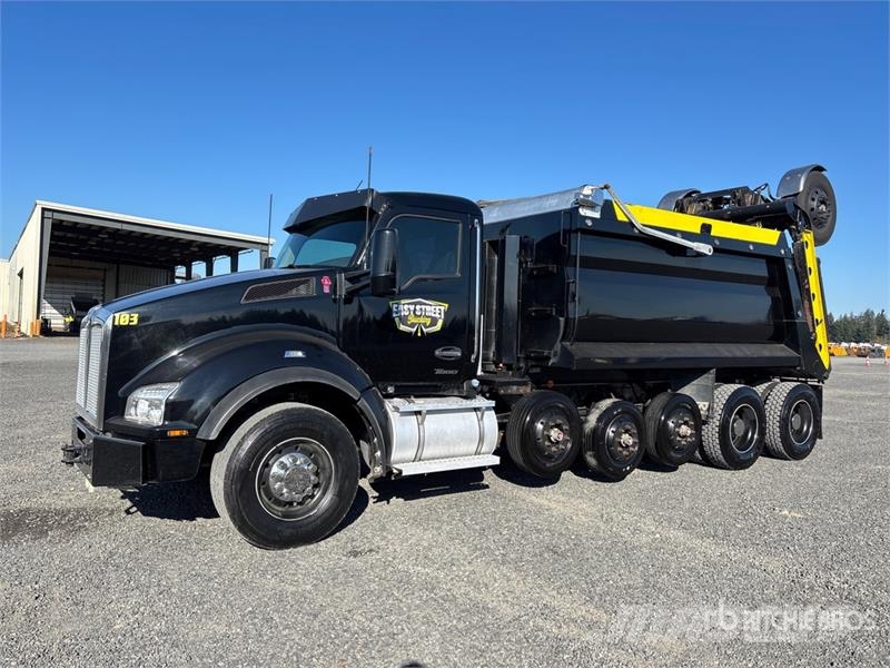 Kenworth T880 14x4 Super 18 Five Axle Dump Truck Kipper