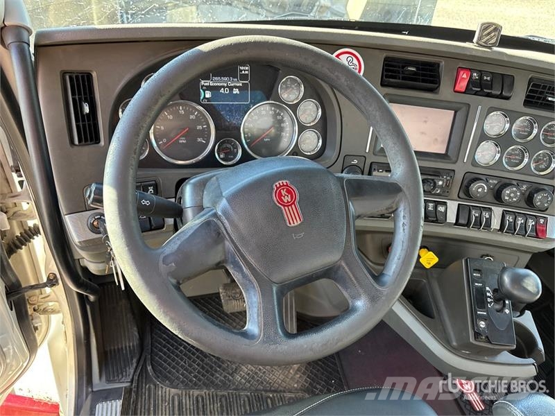 Kenworth T880 14x4 Super 18 Five Axle Dump Truck شاحنات قلابة