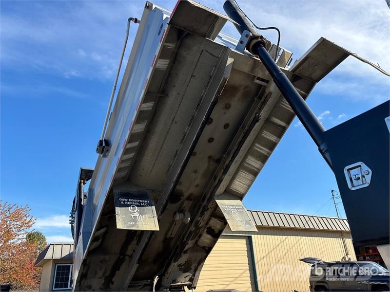 Kenworth T880 14x4 Super 18 Five Axle Dump Truck شاحنات قلابة