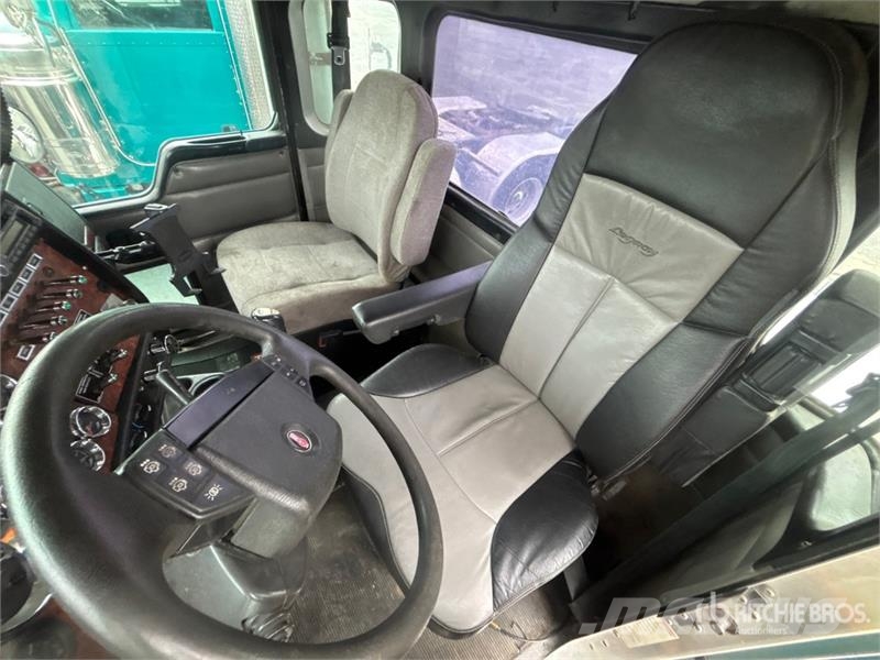 Kenworth W900 Vilcēji