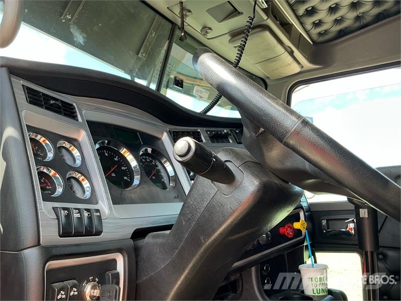 Kenworth W900 Cavalos mecânicos