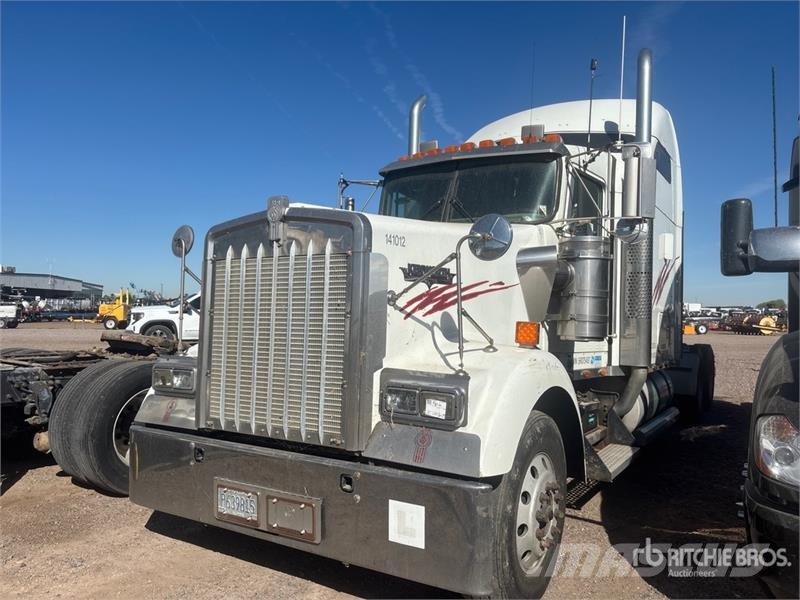 Kenworth W900 Sattelzugmaschinen