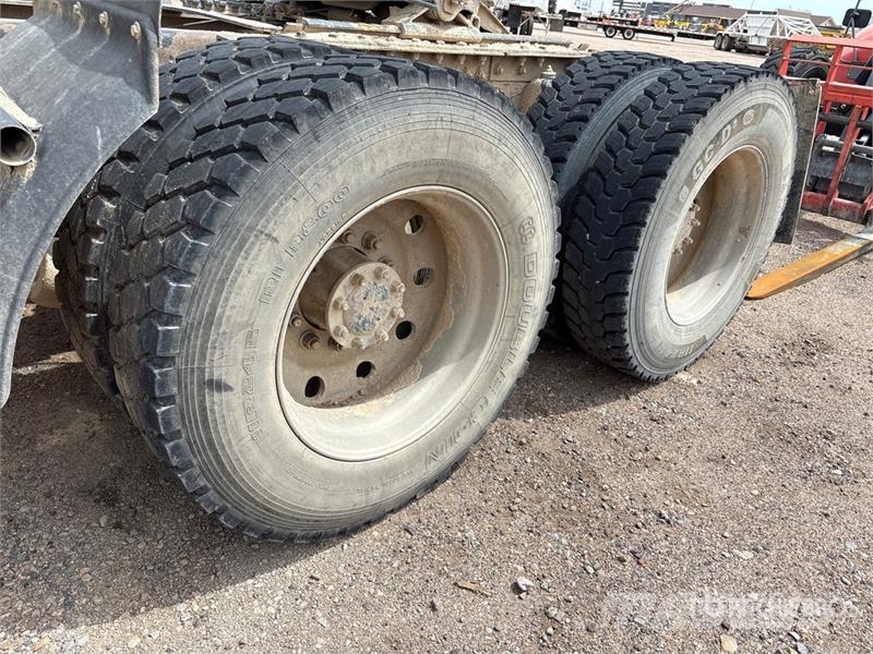 Kenworth W900 Τράκτορες