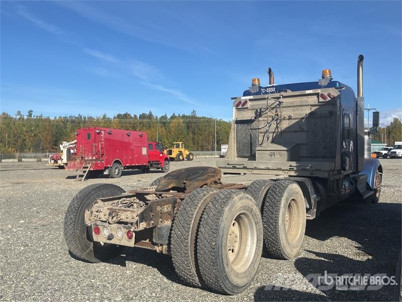 Kenworth W900 Trekkers
