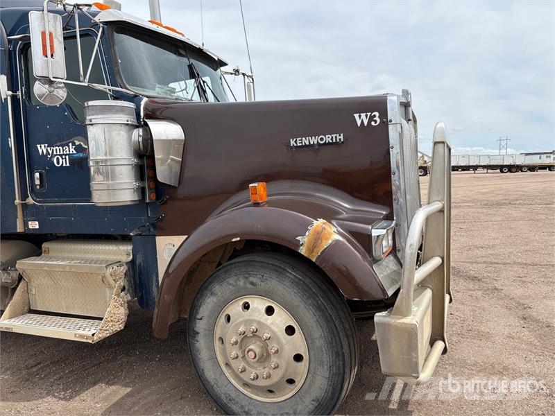 Kenworth W900 Τράκτορες