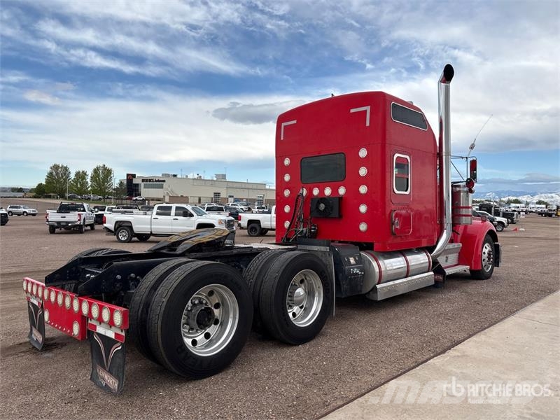 Kenworth W900 Τράκτορες