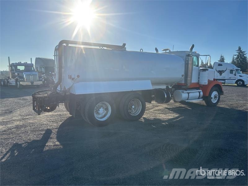 Kenworth W900 Vandens sunkvežimiai