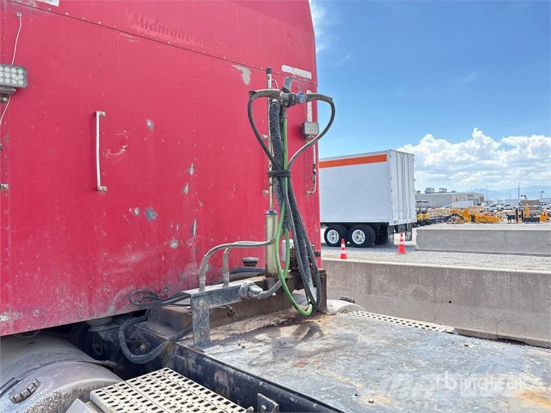 Kenworth W900 Sattelzugmaschinen