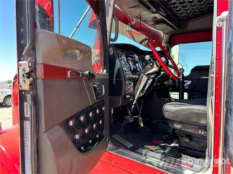 Kenworth W900 Τράκτορες