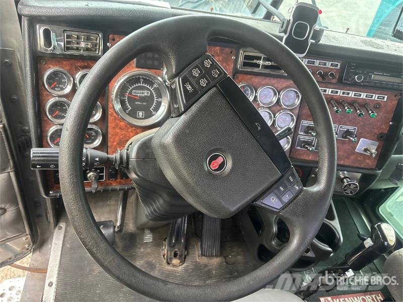 Kenworth W900 Vilcēji