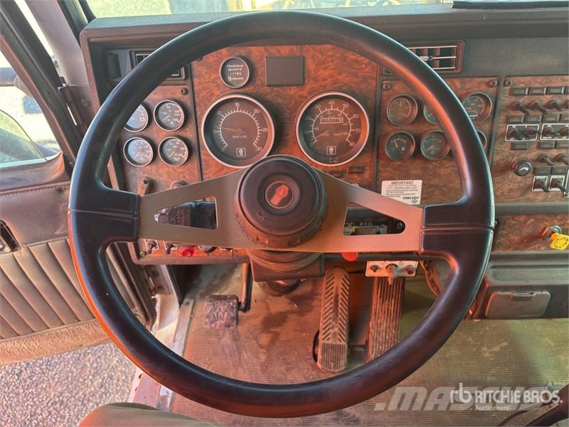 Kenworth W900 Camiões basculantes