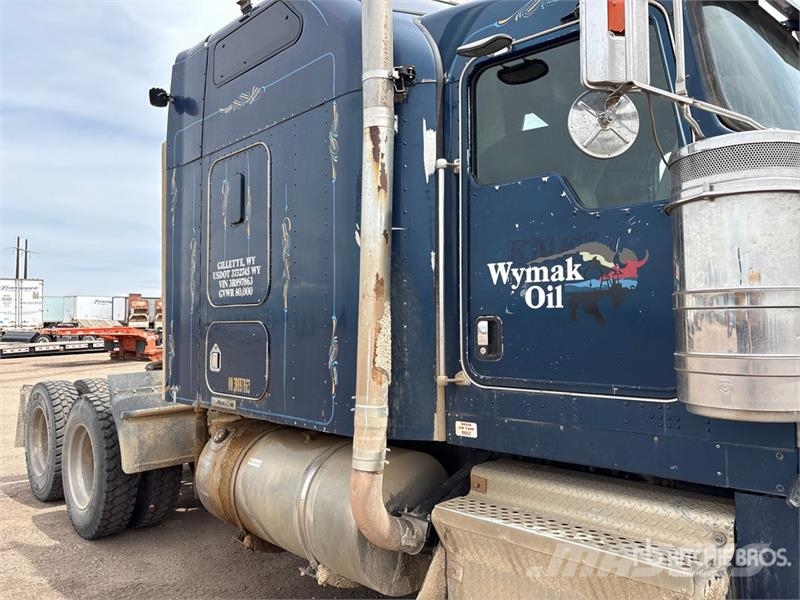 Kenworth W900 Τράκτορες