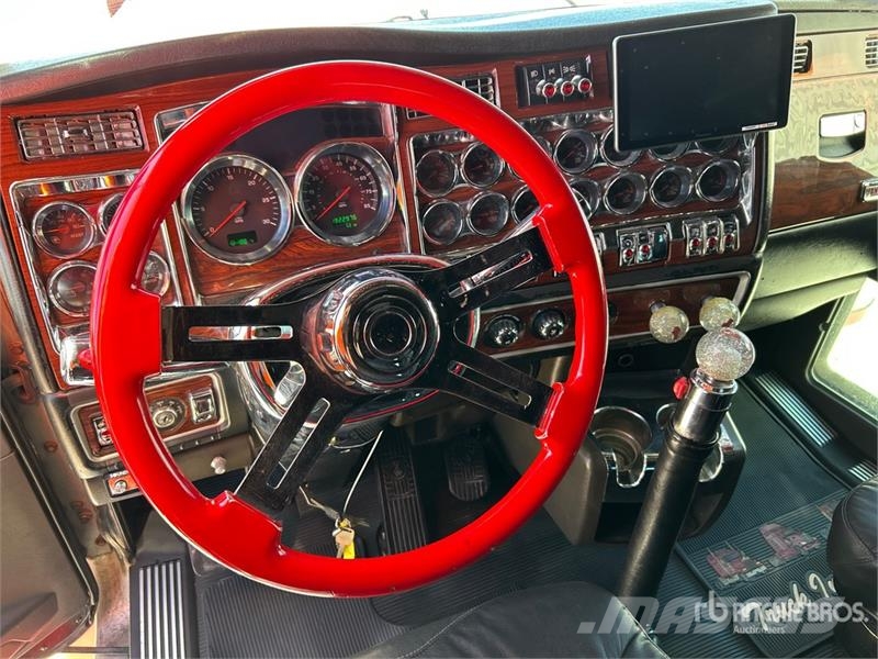 Kenworth W900 Τράκτορες