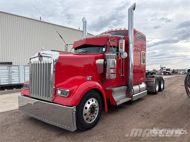 Kenworth W900 Τράκτορες