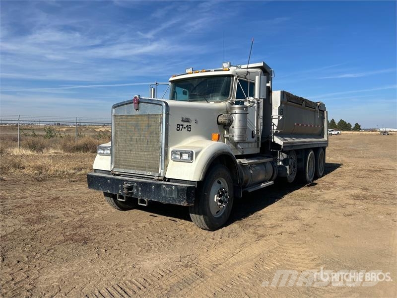 Kenworth W900 Pašizgāzējs