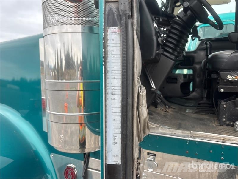 Kenworth W900 Vilcēji