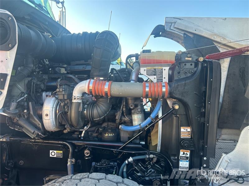 Kenworth W900 10x4 Hooklift Truck Vinçli kamyonlar