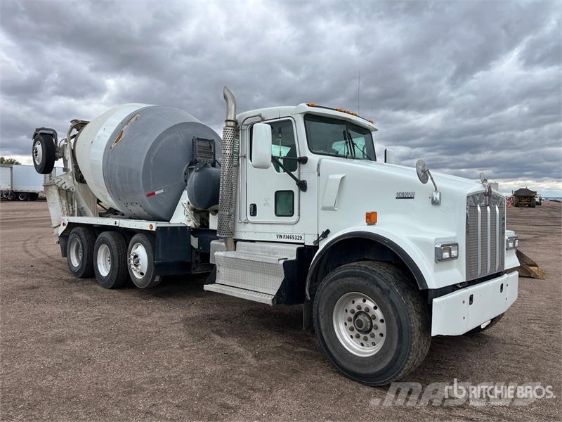 Kenworth W900 10x4 Mixer Truck Betonvedēji
