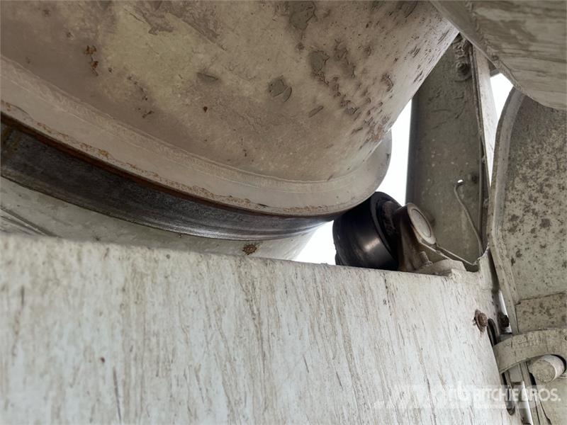 Kenworth W900 10x4 Mixer Truck Betonvedēji