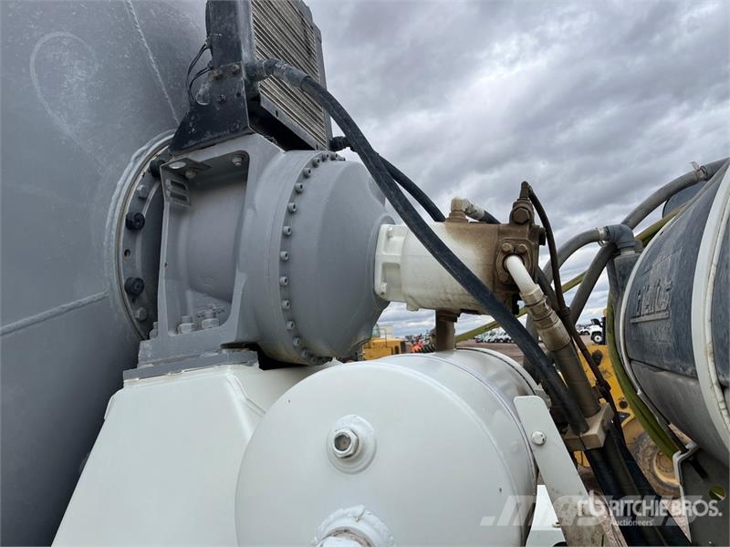 Kenworth W900 10x4 Mixer Truck Betonvedēji