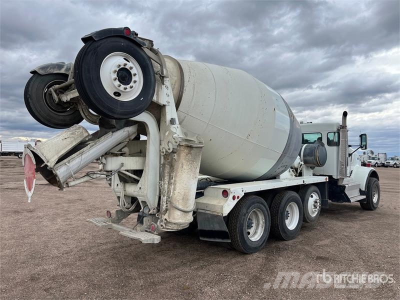 Kenworth W900 10x4 Mixer Truck Betonvedēji