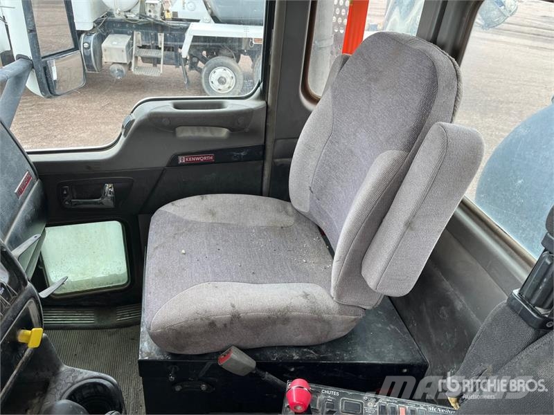 Kenworth W900 10x4 Mixer Truck Betonvedēji