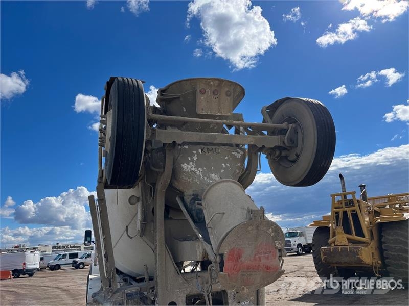 Kenworth W900 10x4 Mixer Truck Betonvedēji