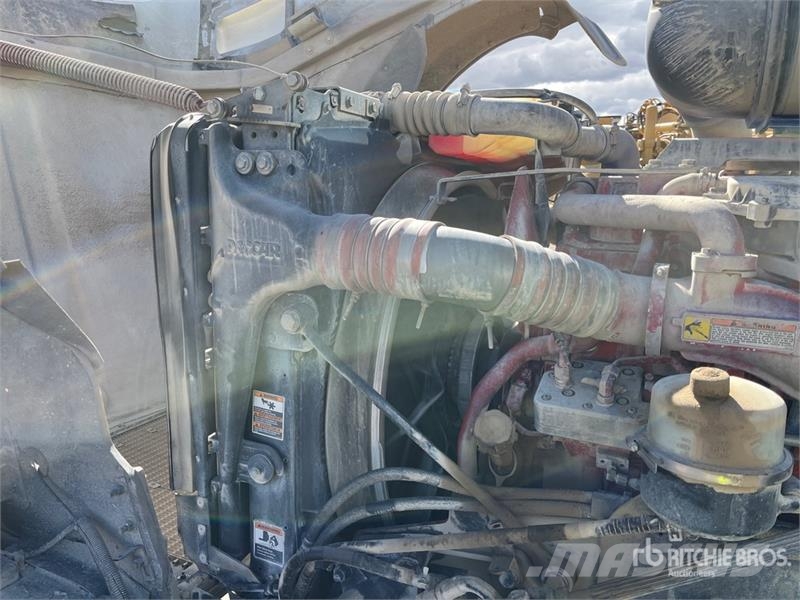 Kenworth W900 10x4 Mixer Truck Betonvedēji