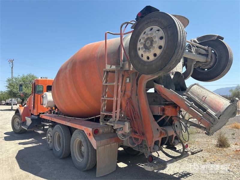 Kenworth W900 10x4 Mixer Truck شاحنات خرسانة