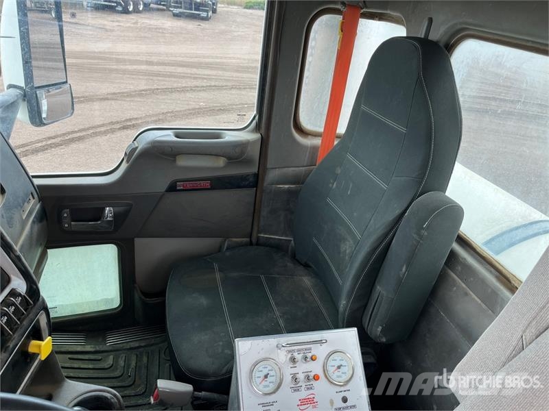 Kenworth W900 10x4 Mixer Truck ミキサー車