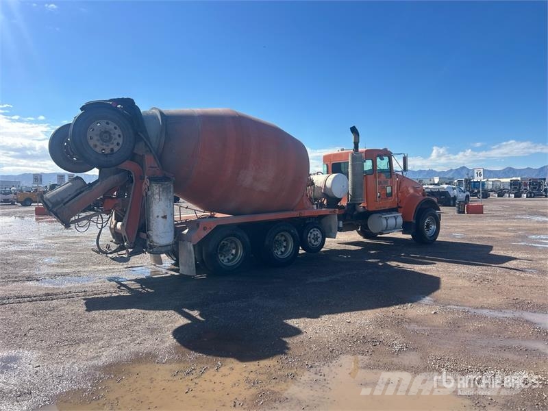 Kenworth W900 10x4 Mixer Truck شاحنات خرسانة